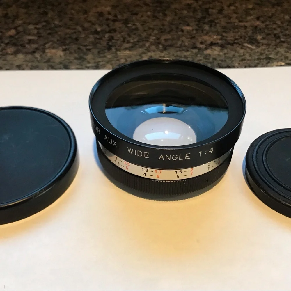 Yashikor aux wide angle and telephoto 1:4 lens